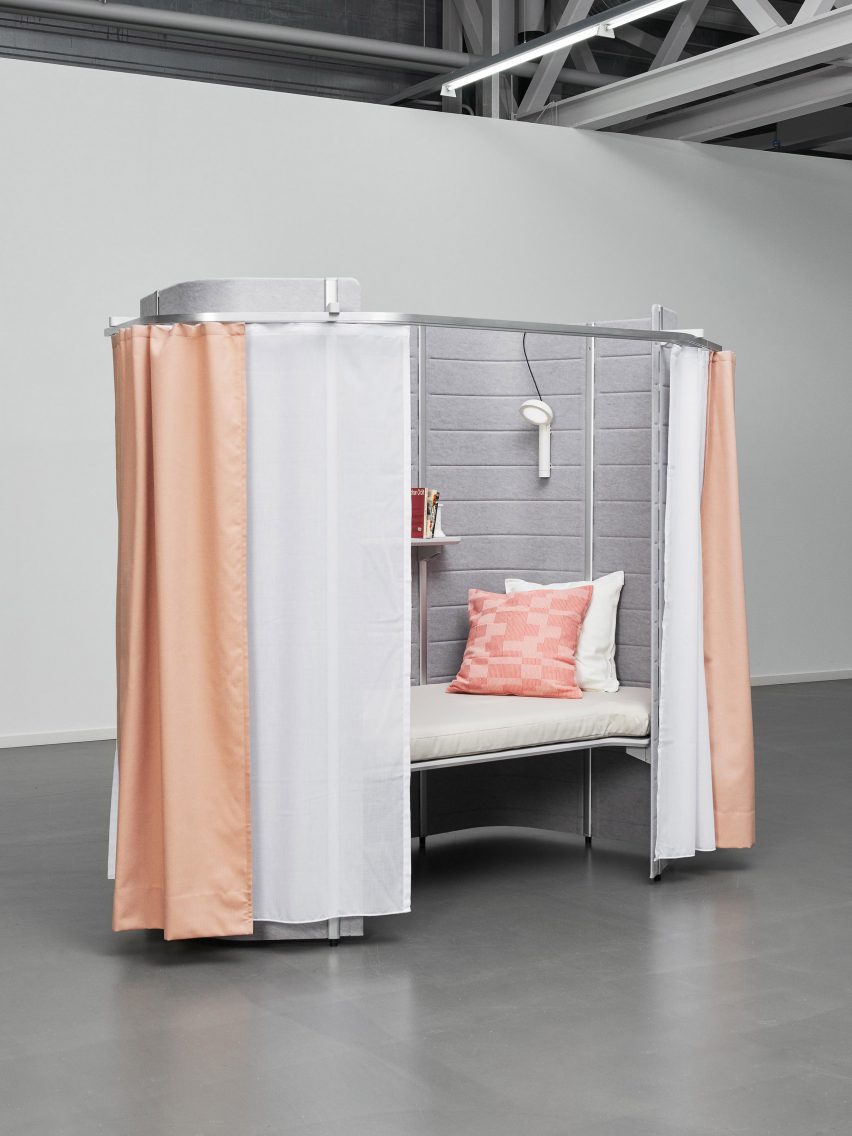 会议台|静音舱/洽谈屋|办公家具|万象城(中国)家具|Workbays Space Service Point
